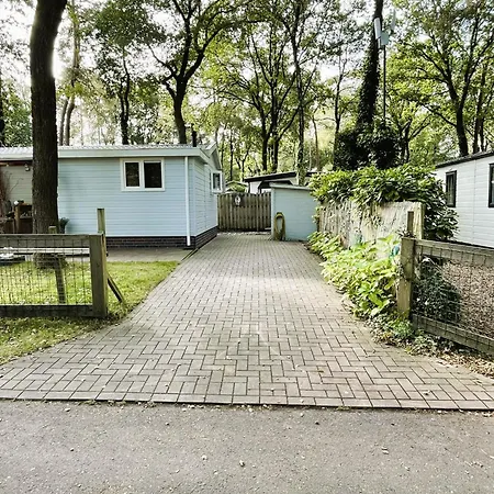 Serene Comfort, Rust En Sauna Chalet Hoenderloo