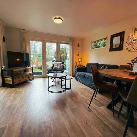 Serene Comfort, Rust En Sauna Chalet Hoenderloo