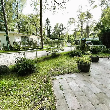 Chalet Serene Comfort, Rust En Sauna Hoenderloo
