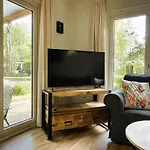 Serene Comfort, Rust En Sauna Alpesi faház Hoenderloo